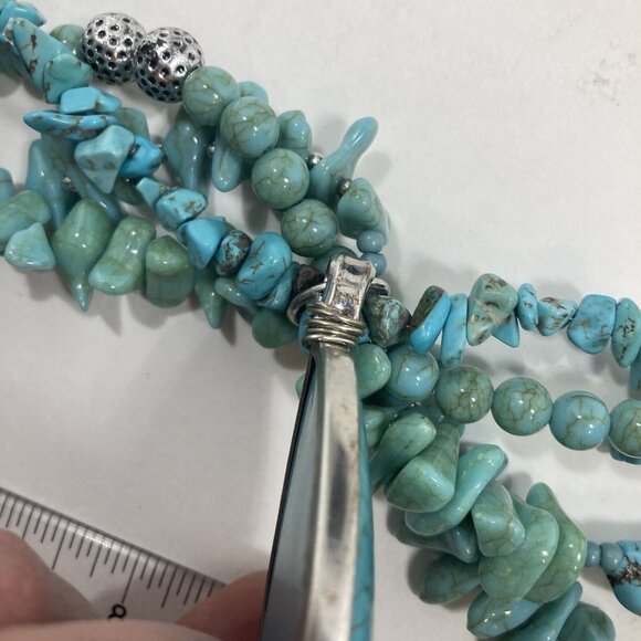 Turquoise Howlite Beaded Womens Necklace Bold Boho Multistrand 18 in - Picture 12 of 13
